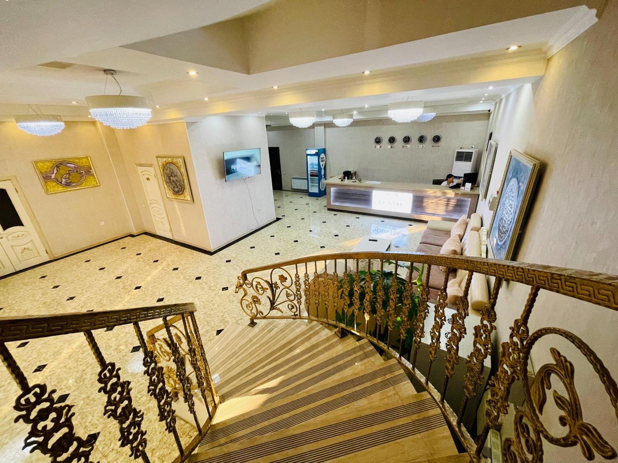 Dostyk Hotel Qizilorda Buitenkant foto