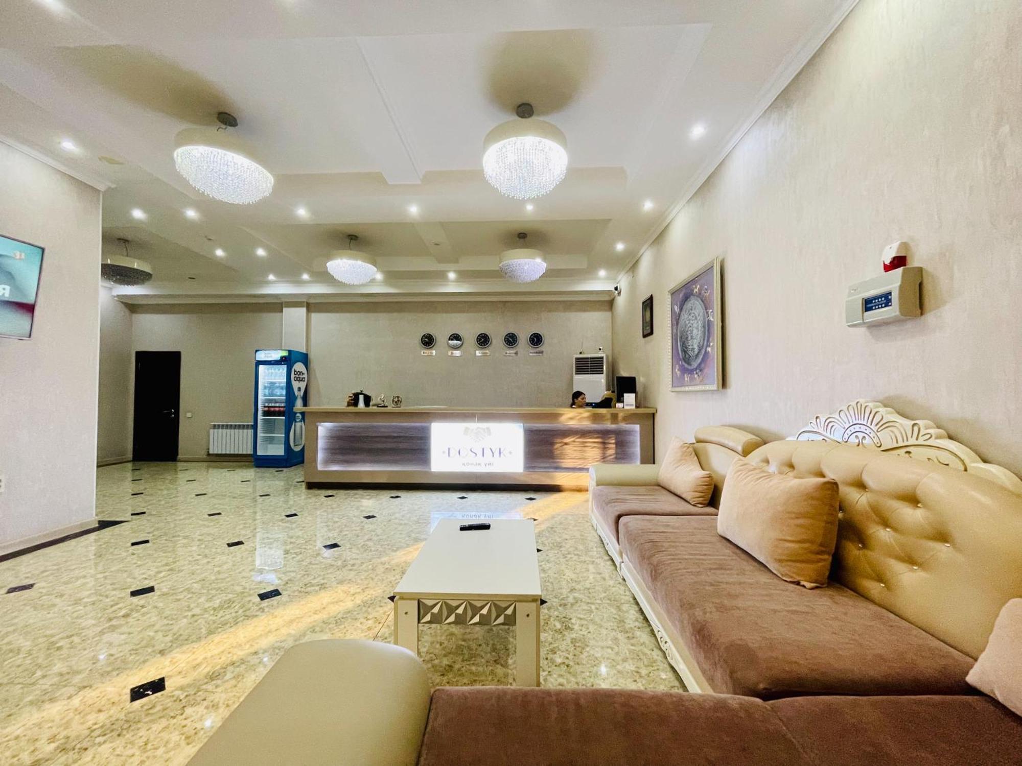 Dostyk Hotel Qizilorda Buitenkant foto