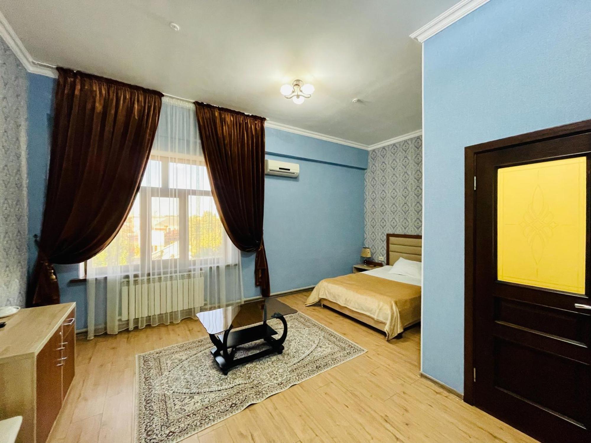 Dostyk Hotel Qizilorda Buitenkant foto