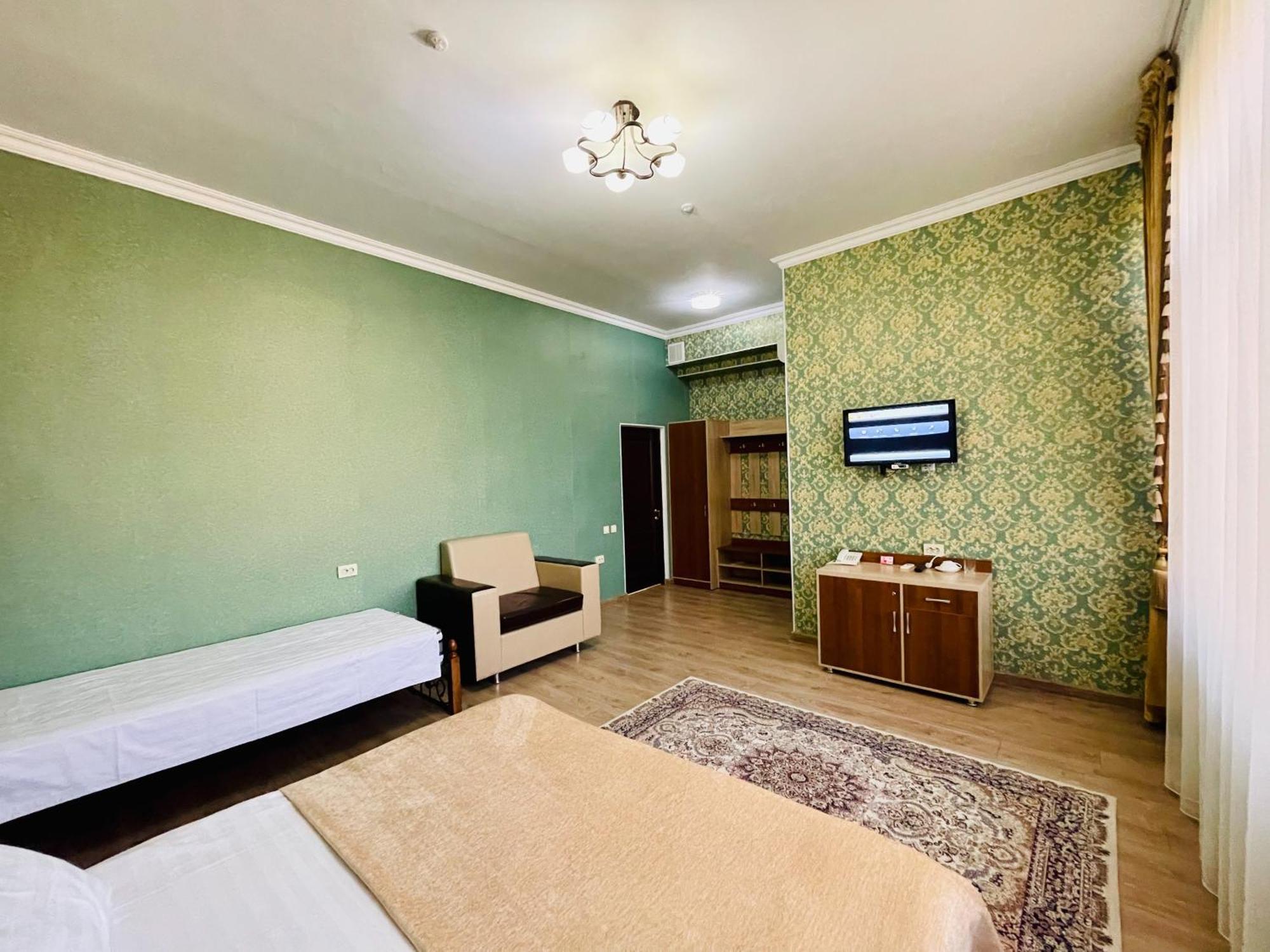 Dostyk Hotel Qizilorda Buitenkant foto