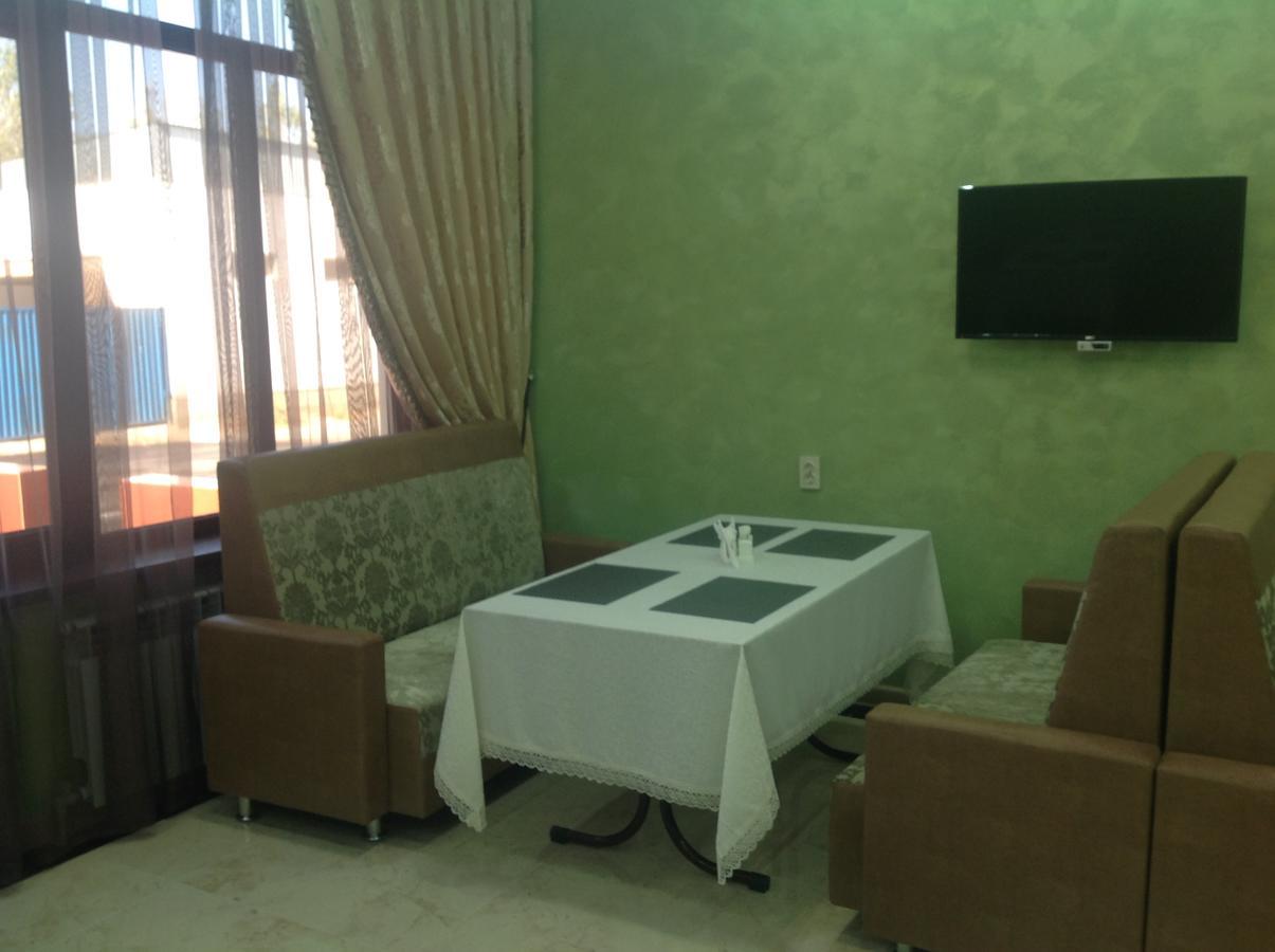 Dostyk Hotel Qizilorda Buitenkant foto