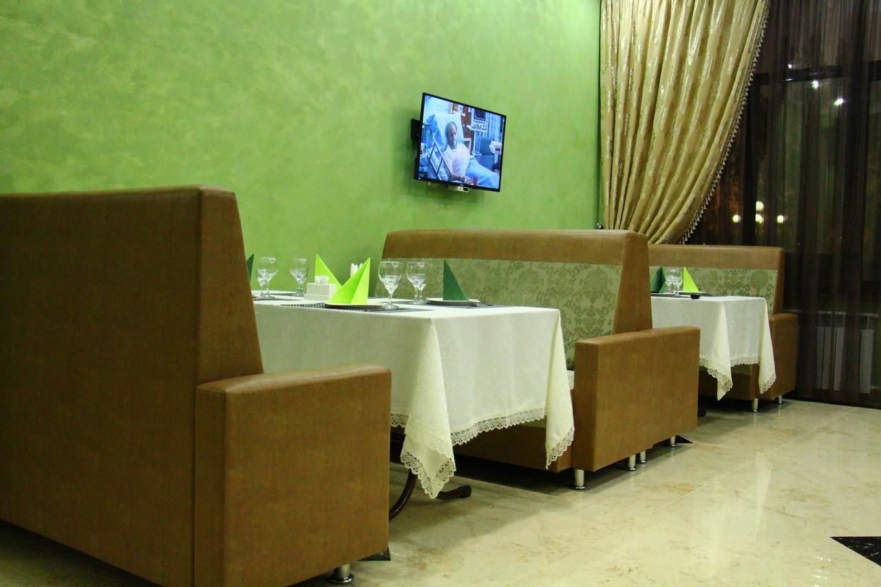 Dostyk Hotel Qizilorda Buitenkant foto