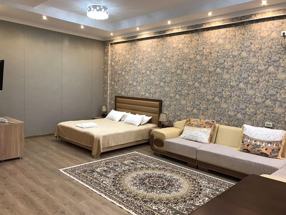 Dostyk Hotel Qizilorda Buitenkant foto